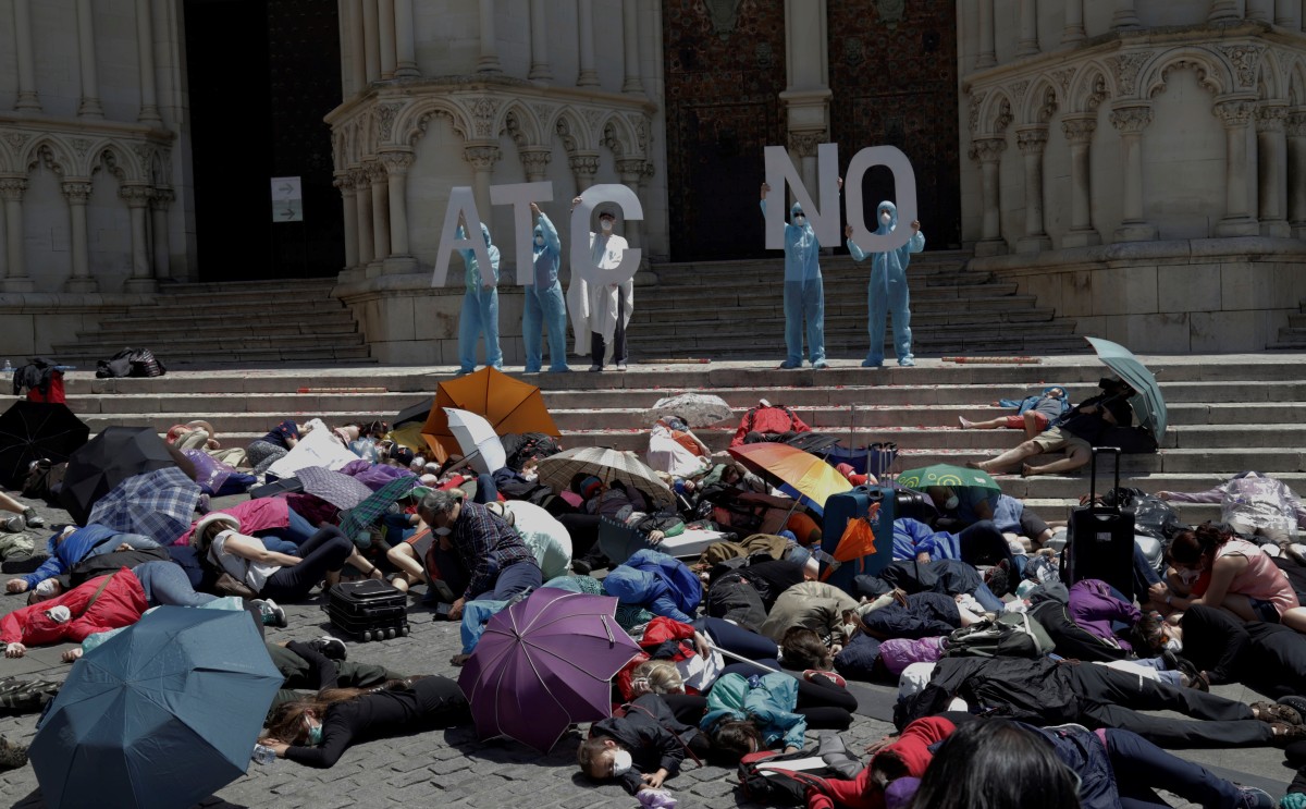 ¿Cómo se vivió la dramafestación? | La Evacuación de Cuenca en la prensa